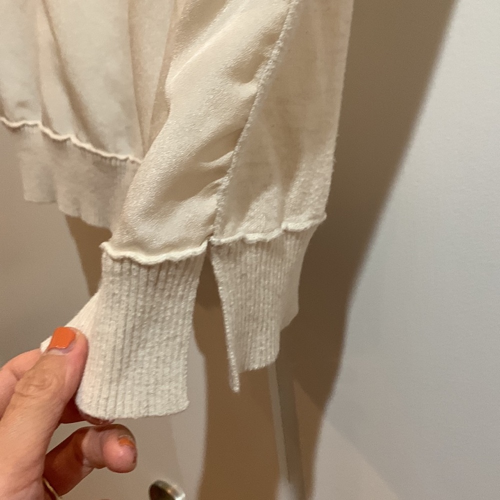 Banana republic cream shirt - Picture 3 of 5